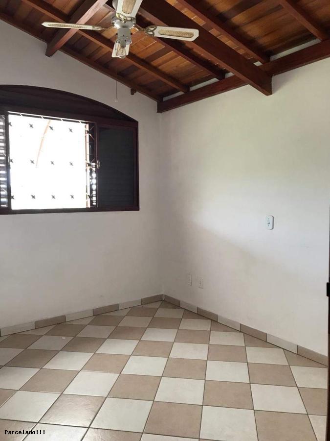 Casa à venda com 2 quartos, 200m² - Foto 6