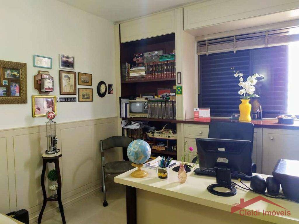 Apartamento à venda com 4 quartos, 191m² - Foto 15