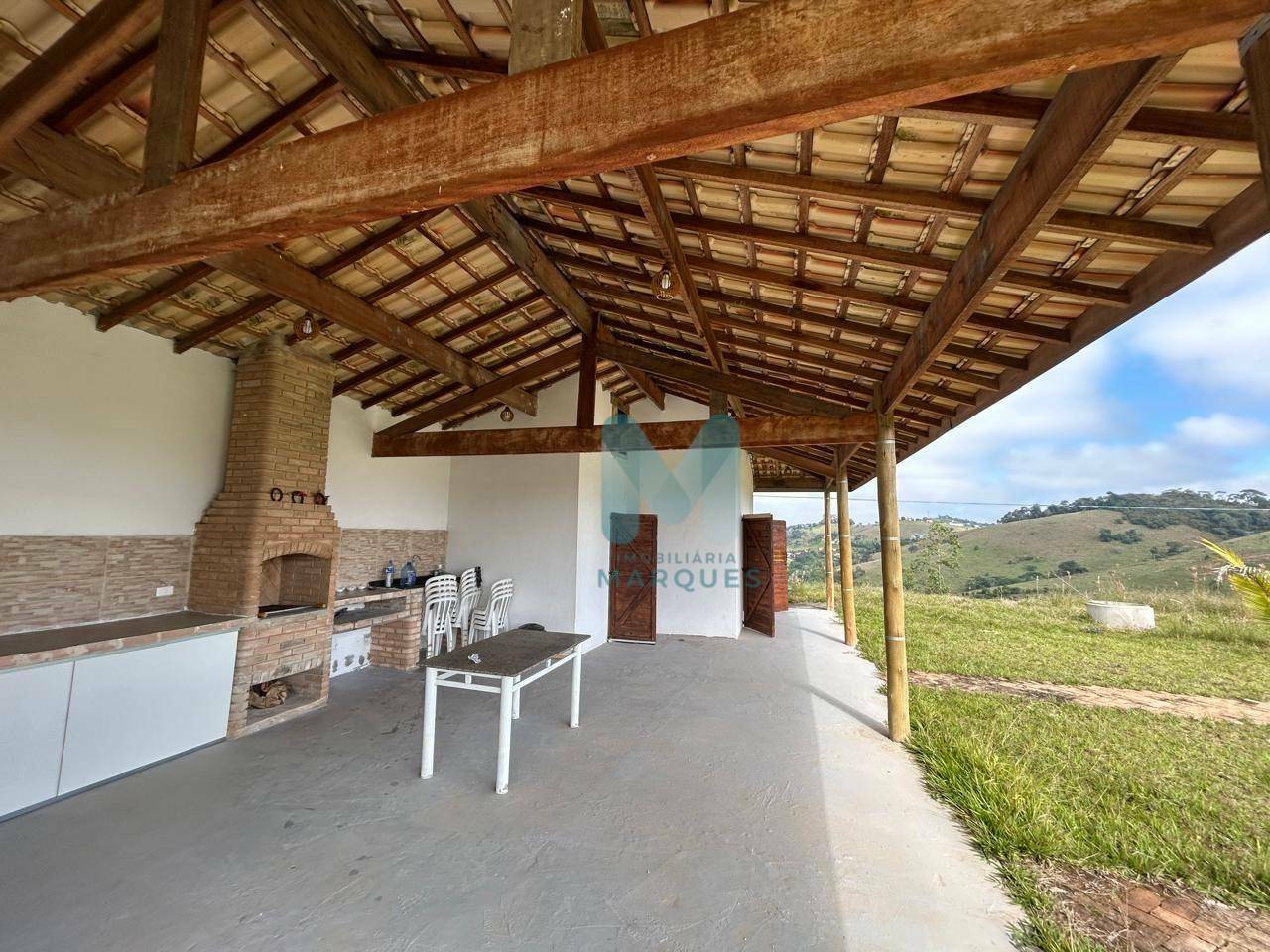 Sítio à venda com 2 quartos, 90m² - Foto 3