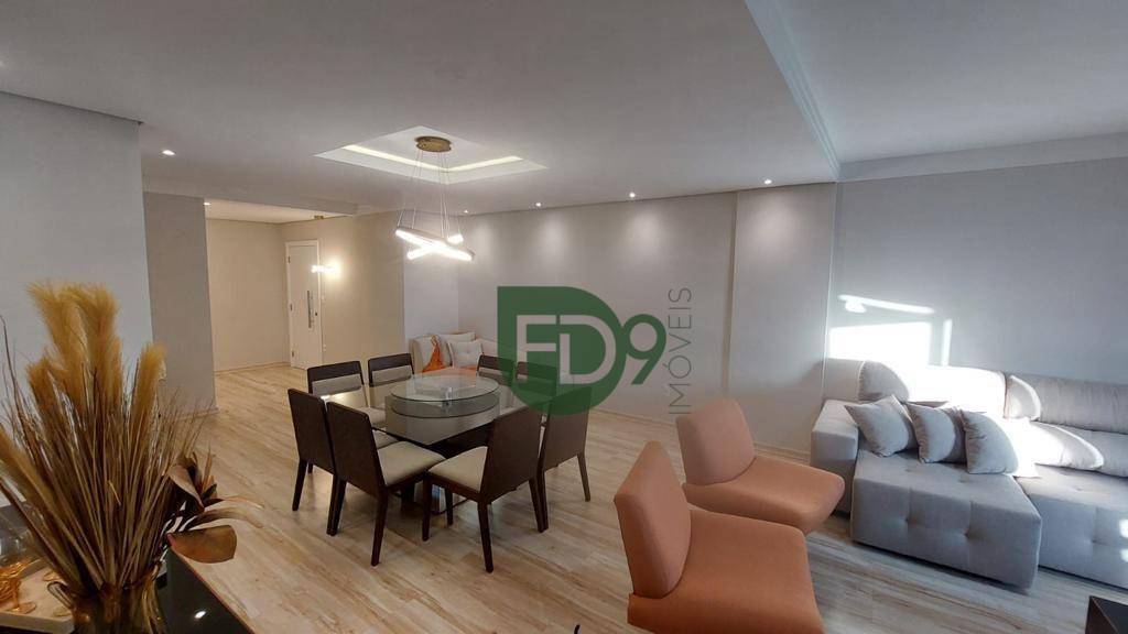 Apartamento à venda com 3 quartos, 124m² - Foto 4