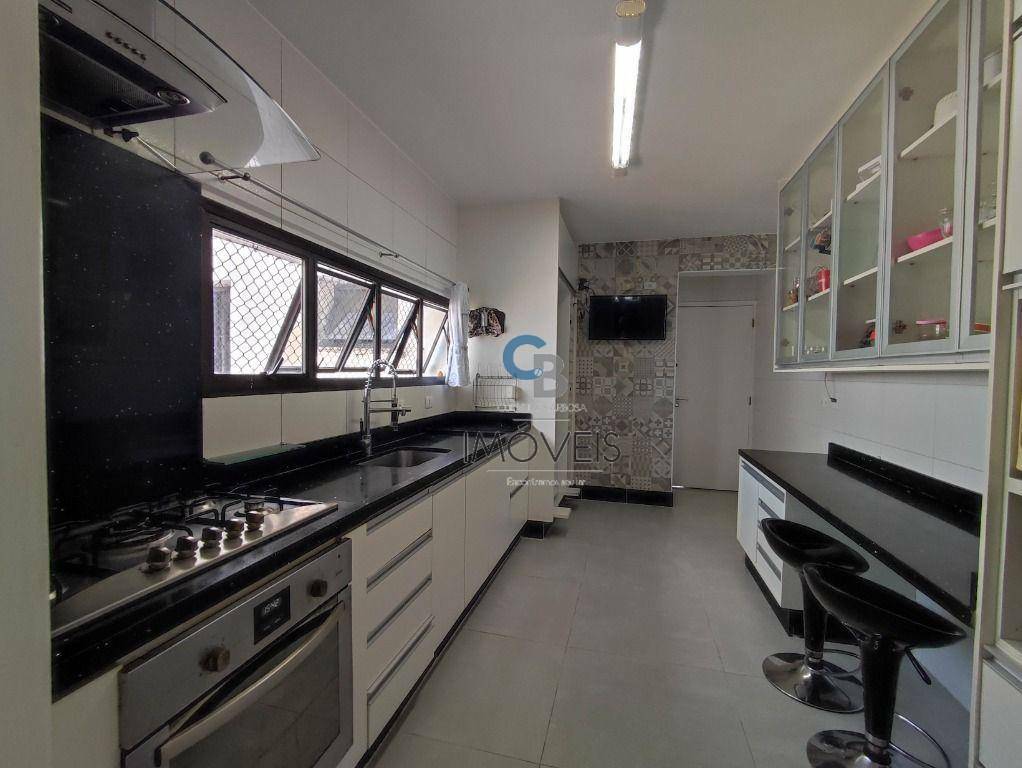 Apartamento à venda com 3 quartos, 125m² - Foto 10