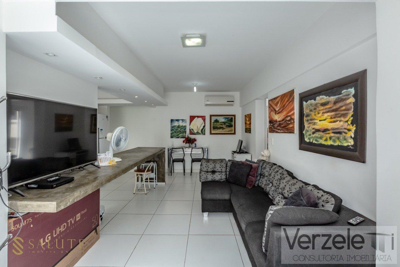 Apartamento à venda com 2 quartos, 126m² - Foto 1