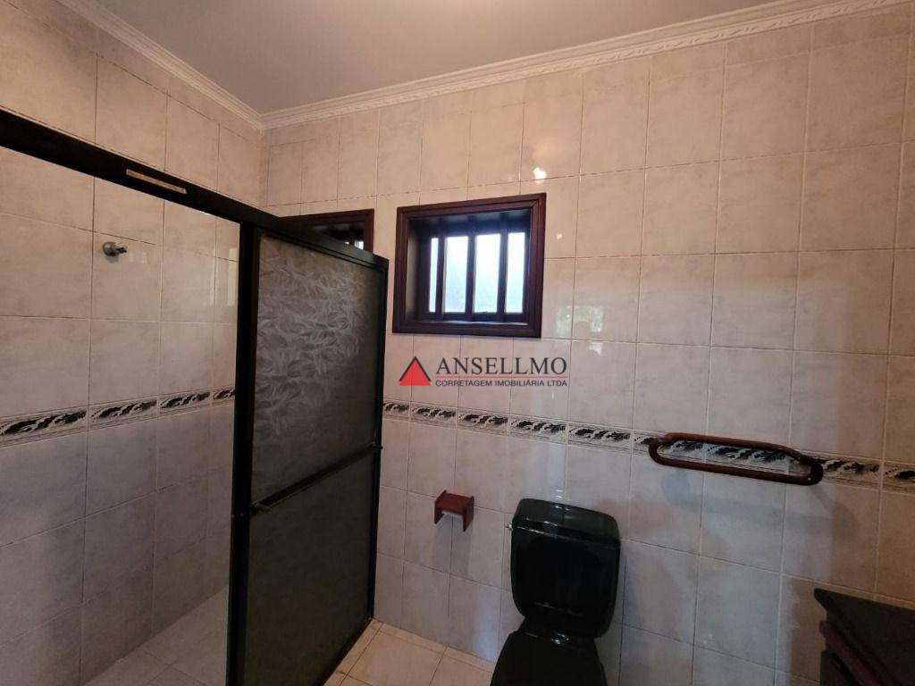 Casa à venda com 4 quartos, 267m² - Foto 32