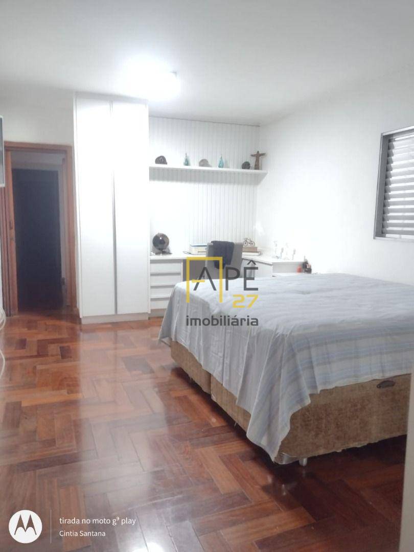 Sobrado à venda com 4 quartos, 250m² - Foto 18