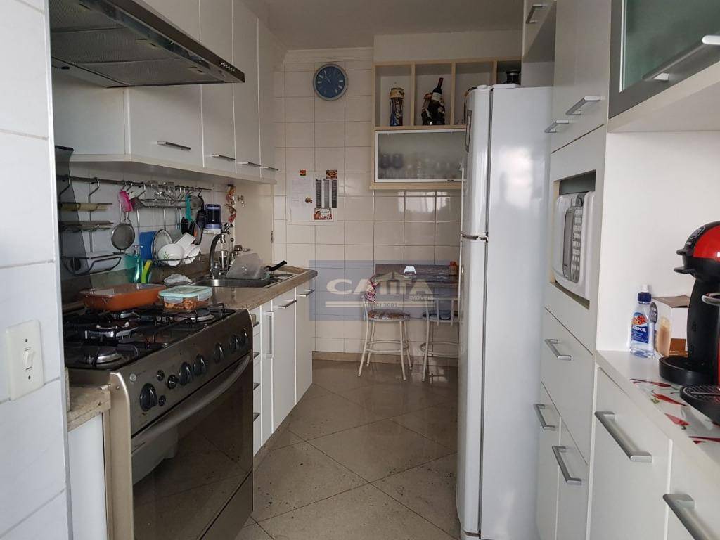 Apartamento à venda com 3 quartos, 94m² - Foto 4