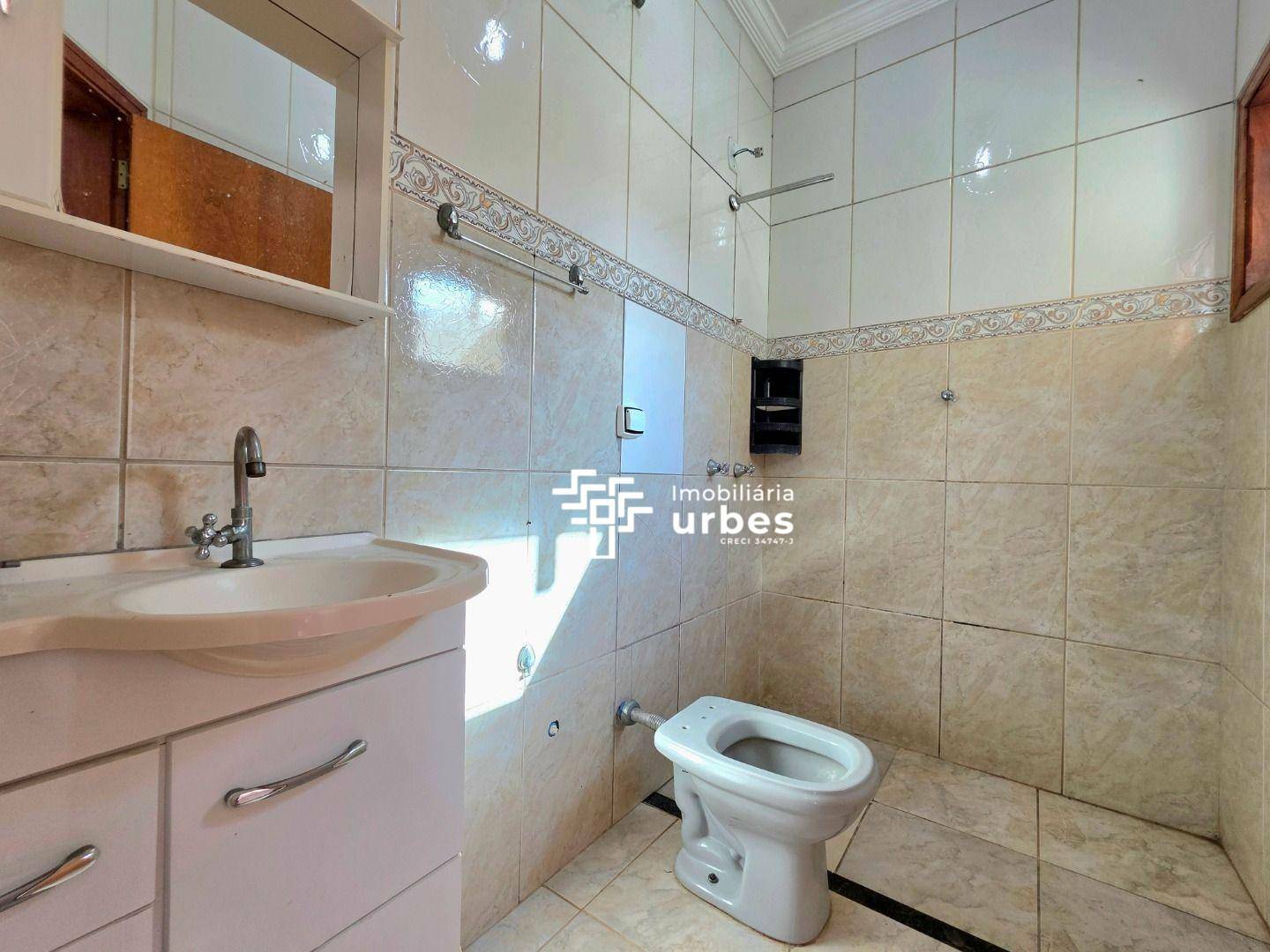 Casa à venda com 3 quartos, 109m² - Foto 17
