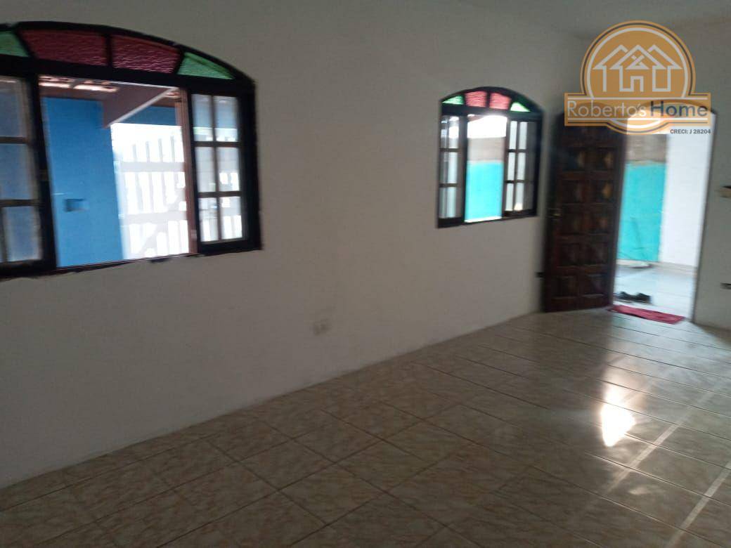 Casa à venda com 3 quartos, 100m² - Foto 4