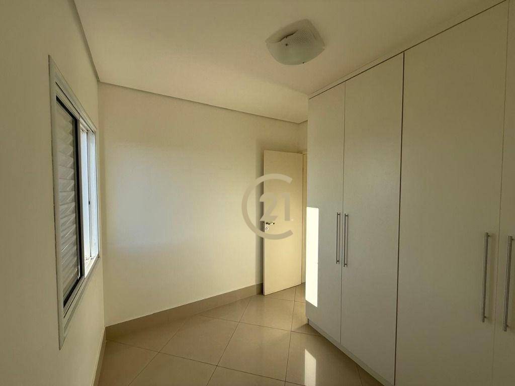 Apartamento para alugar com 3 quartos, 81m² - Foto 10