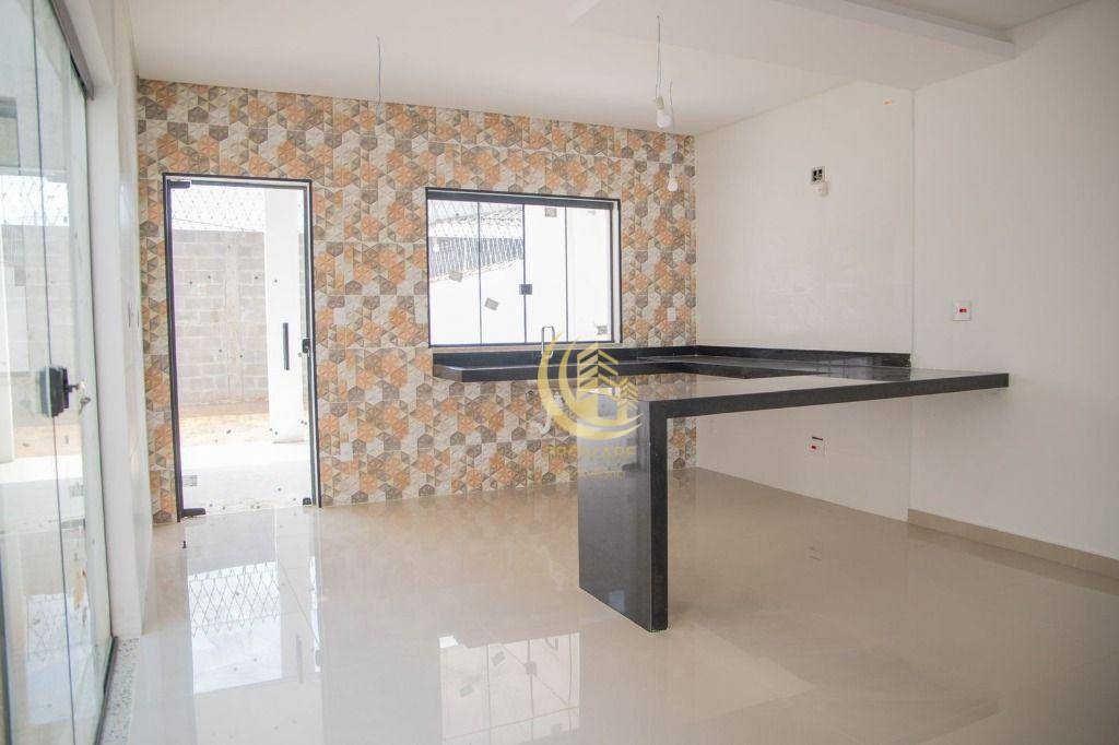 Casa à venda com 3 quartos, 178m² - Foto 13