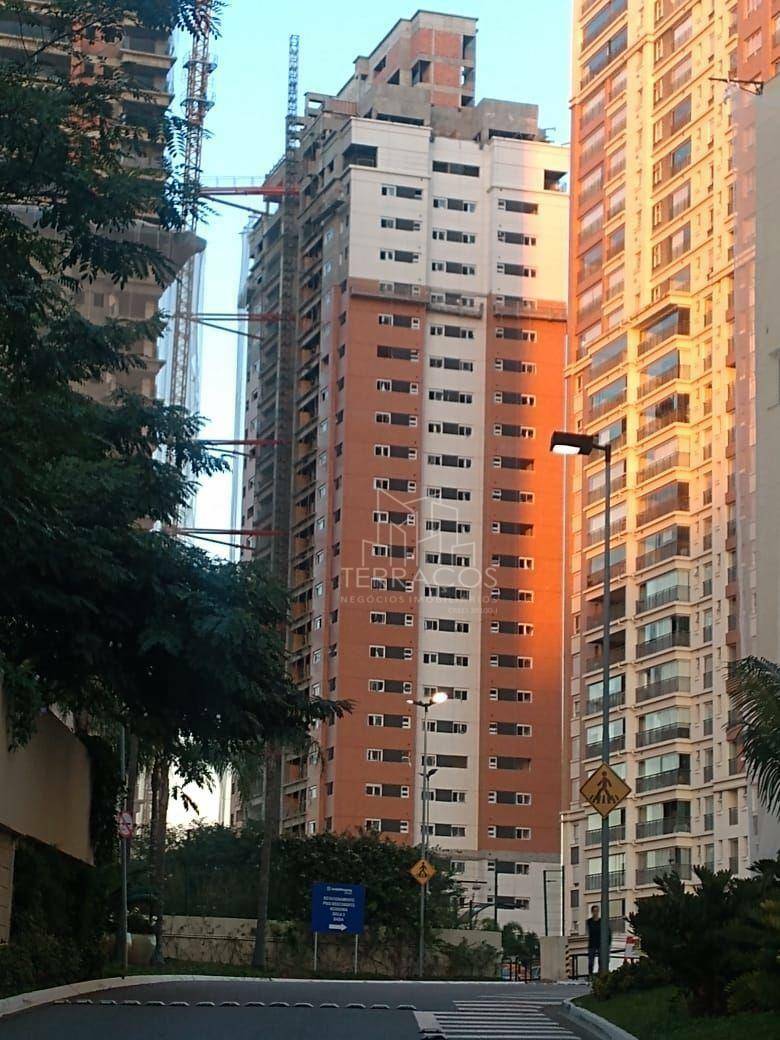 Apartamento para alugar com 3 quartos, 152m² - Foto 27