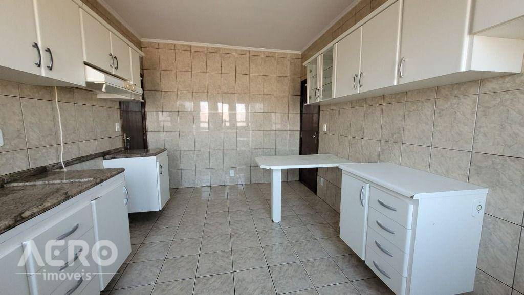 Casa, 3 quartos, 97 m² - Foto 2