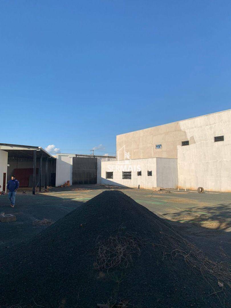 Depósito-Galpão-Armazém para alugar, 1000m² - Foto 8