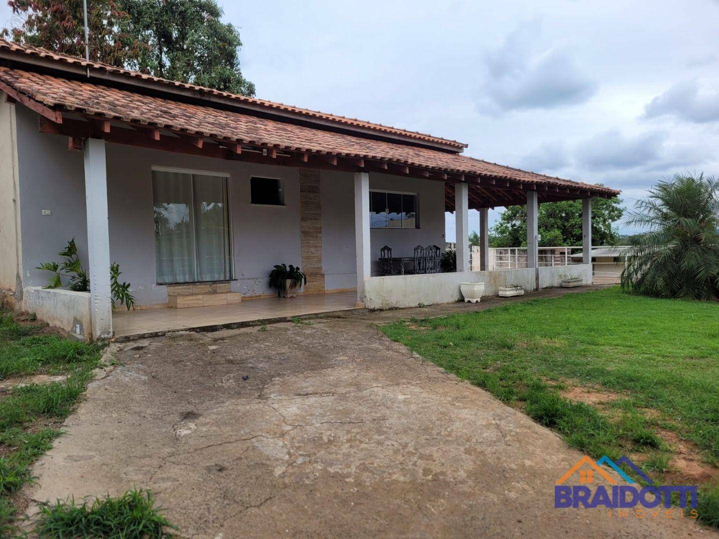 Chácara à venda com 3 quartos, 200m² - Foto 3