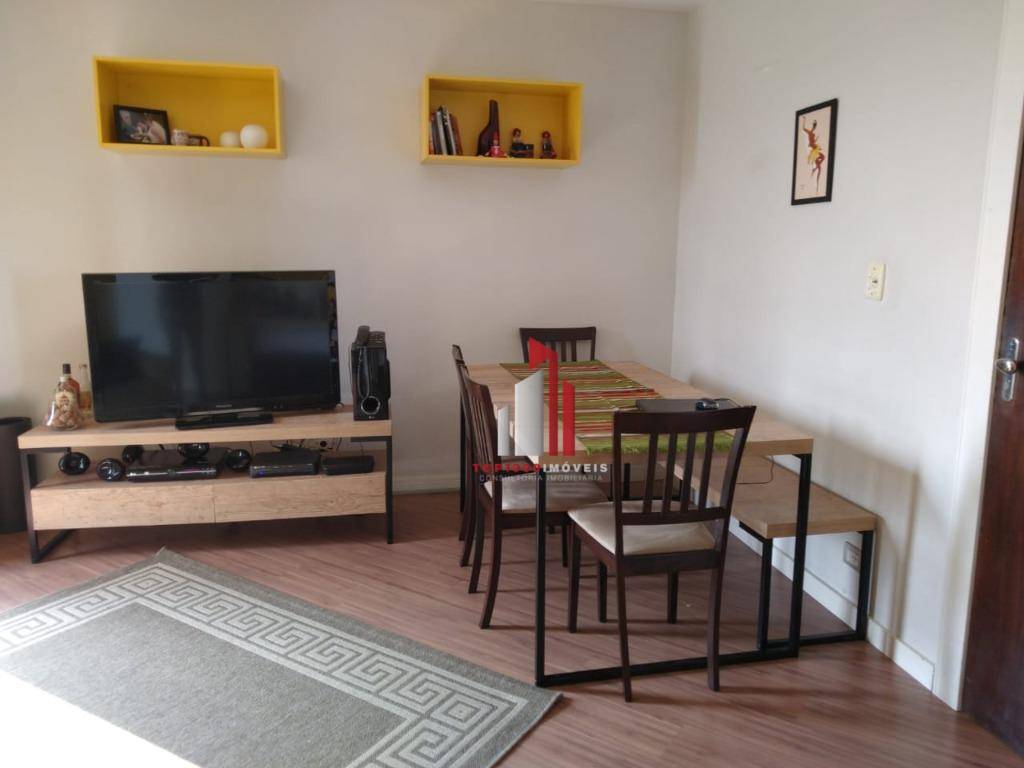 Apartamento à venda com 2 quartos, 63m² - Foto 4