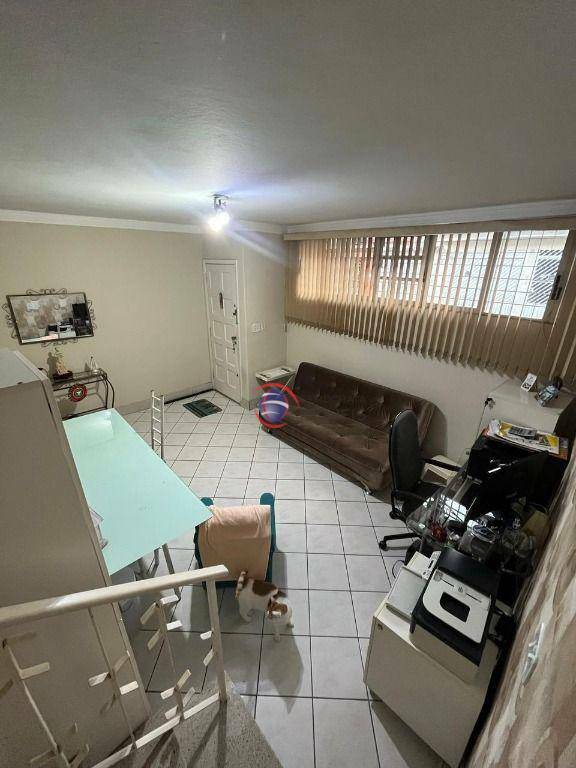 Sobrado à venda com 3 quartos, 152m² - Foto 1