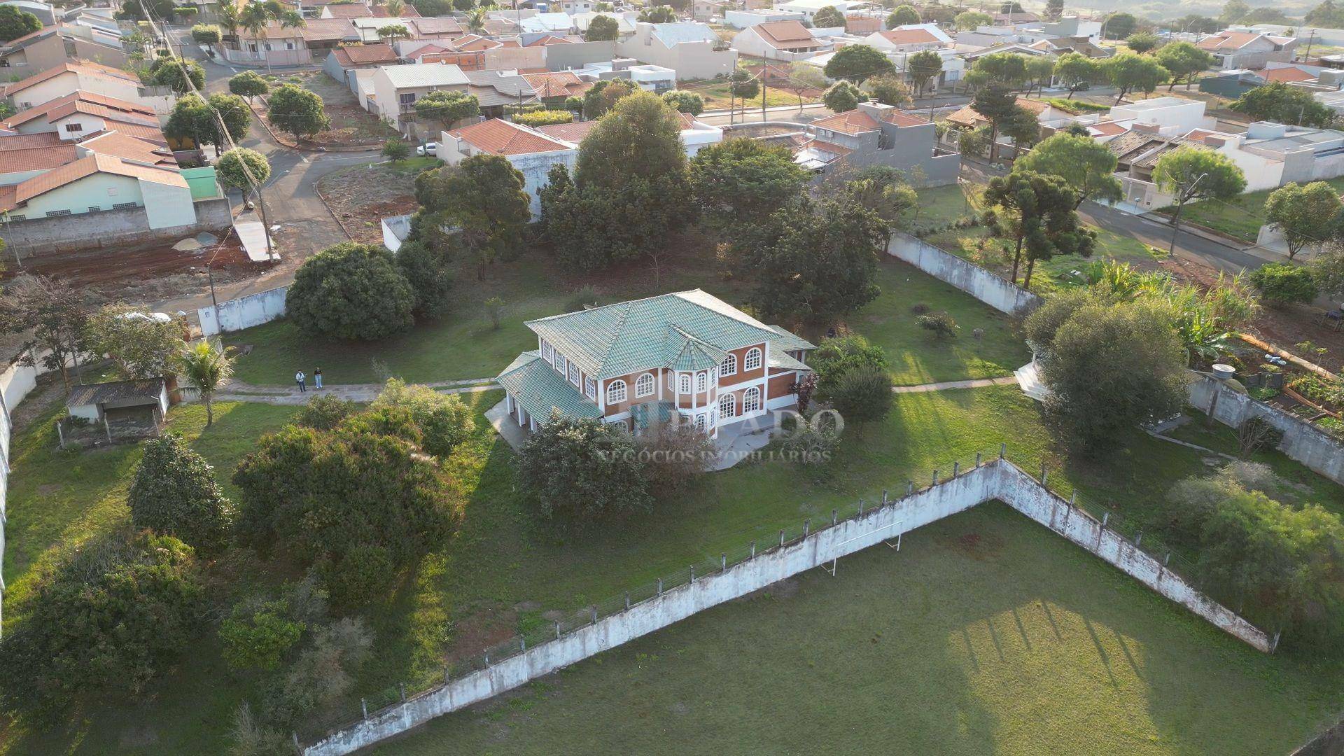 Sobrado para alugar com 5 quartos, 426m² - Foto 41
