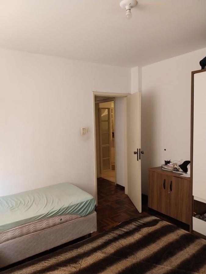 Apartamento à venda com 2 quartos, 64m² - Foto 3