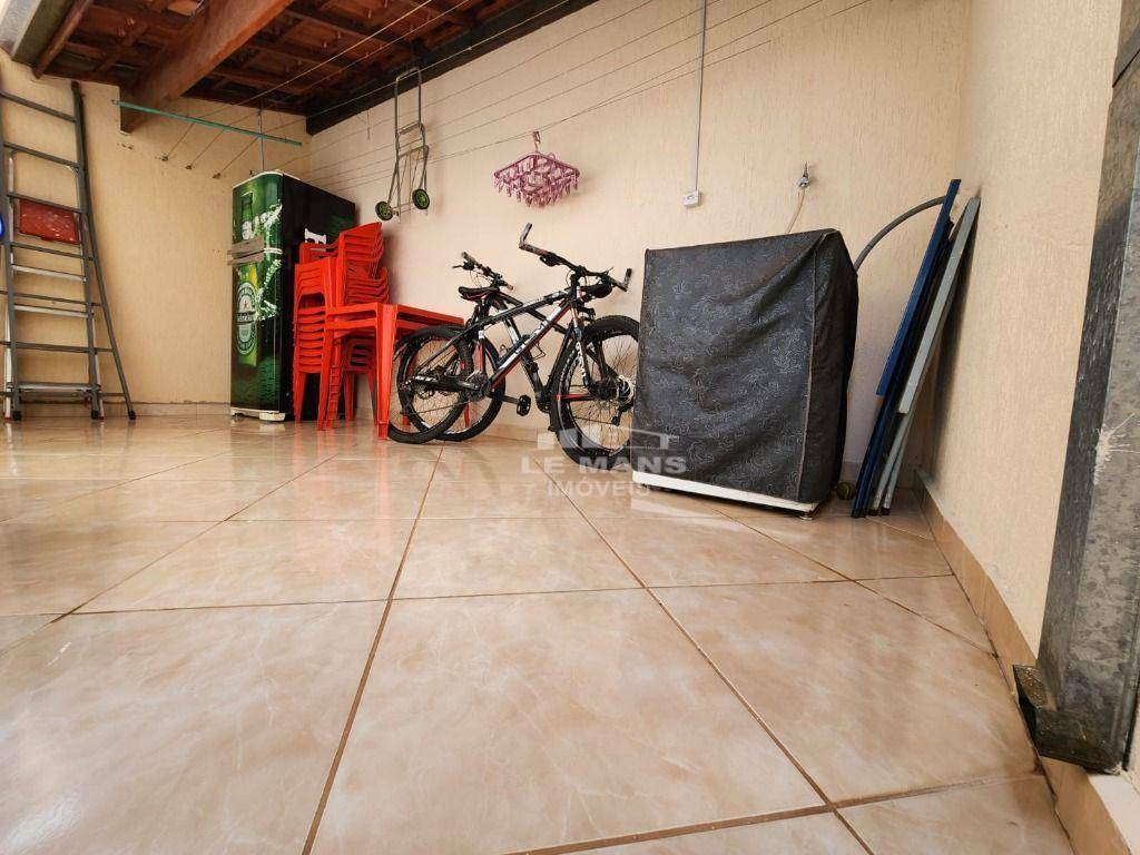 Casa à venda com 3 quartos, 122m² - Foto 8