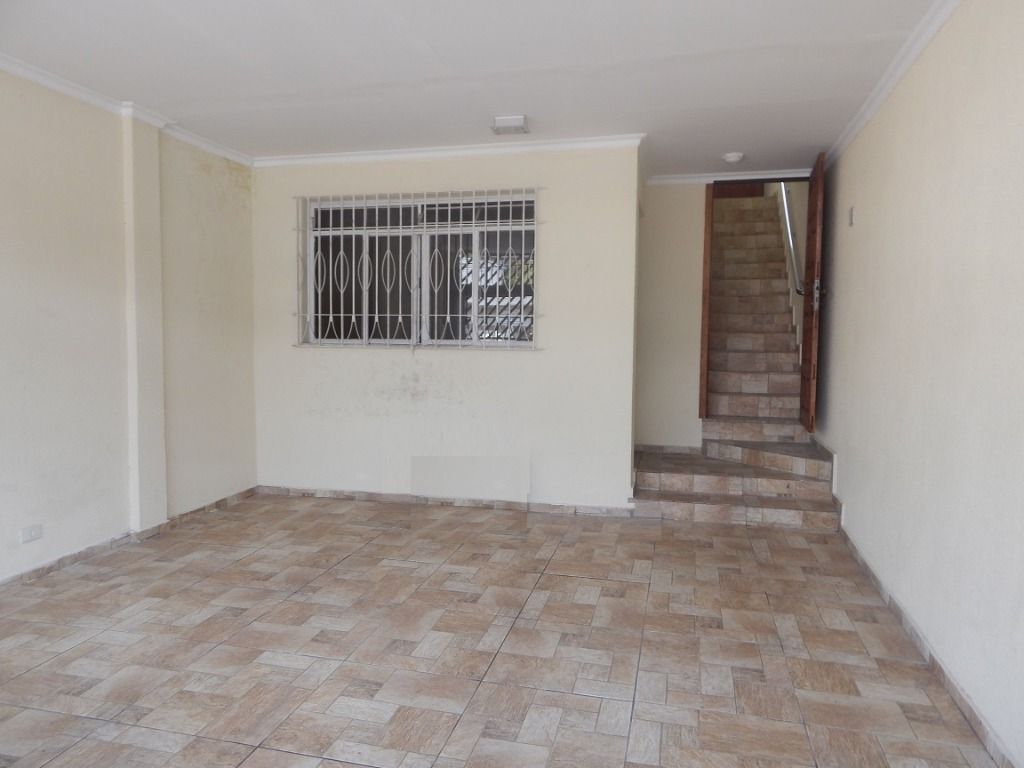 Sobrado à venda com 4 quartos, 252m² - Foto 2