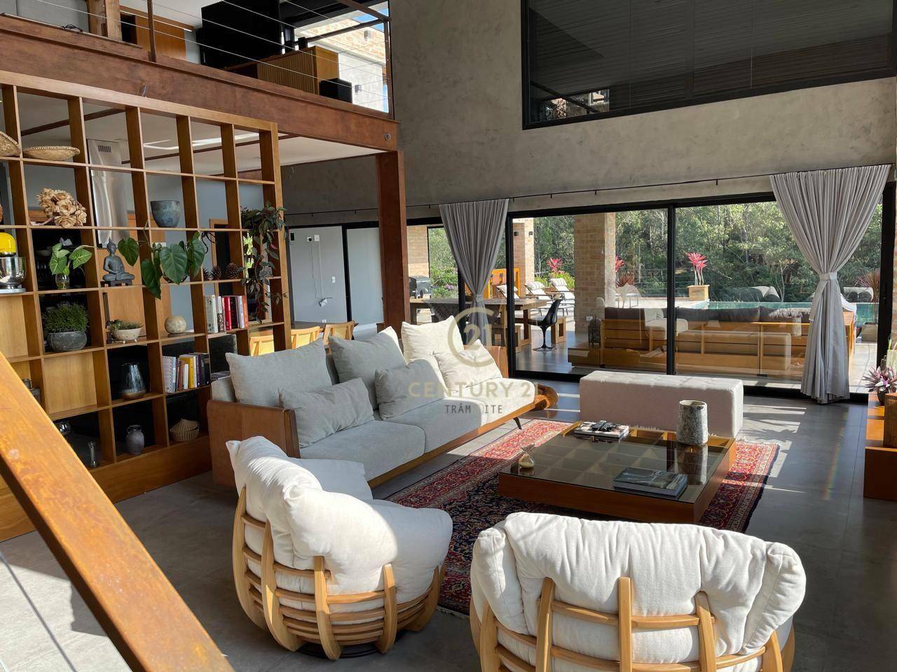 Casa de Condomínio à venda com 4 quartos, 296m² - Foto 4