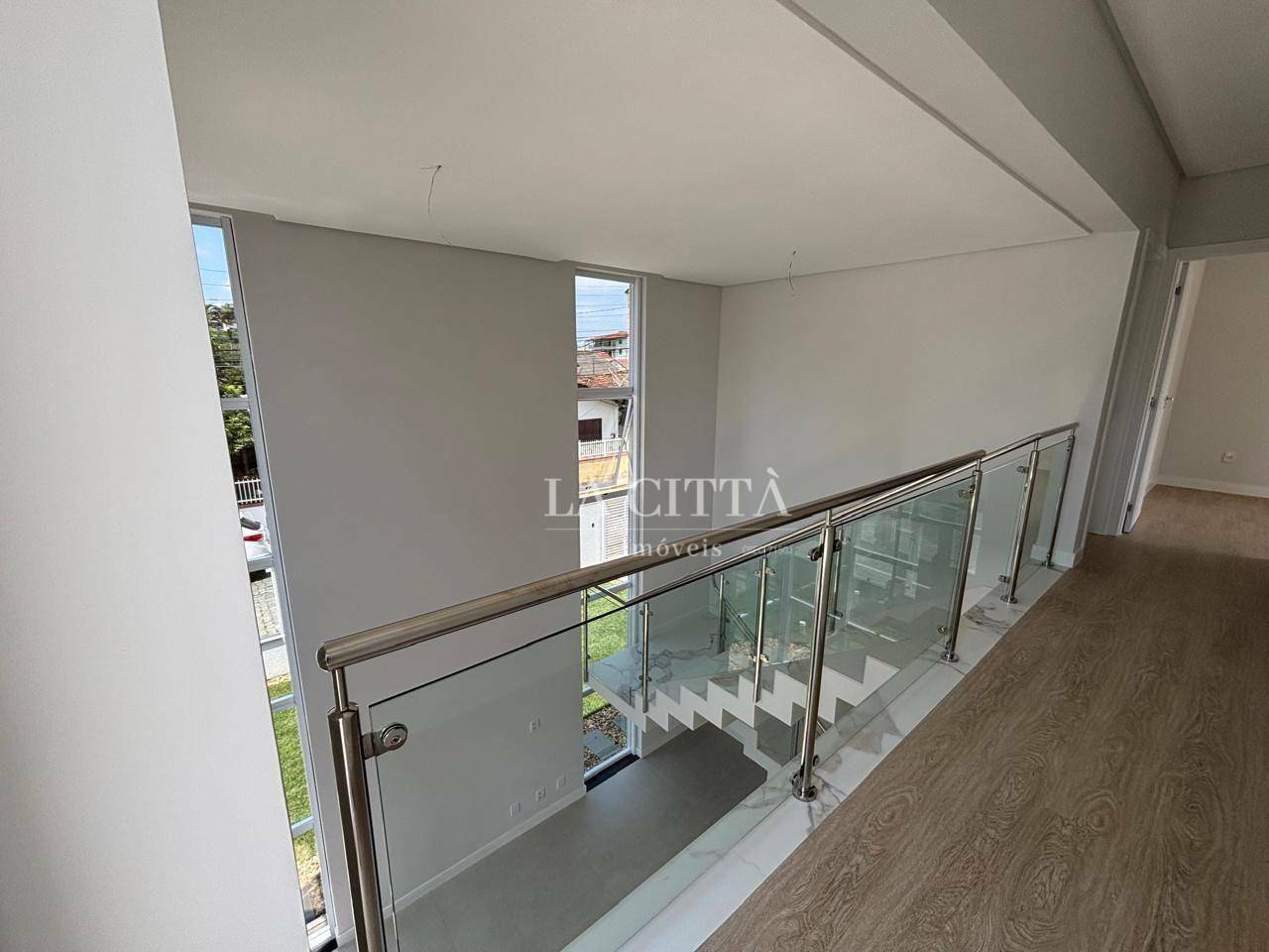 Casa à venda com 3 quartos, 142m² - Foto 12