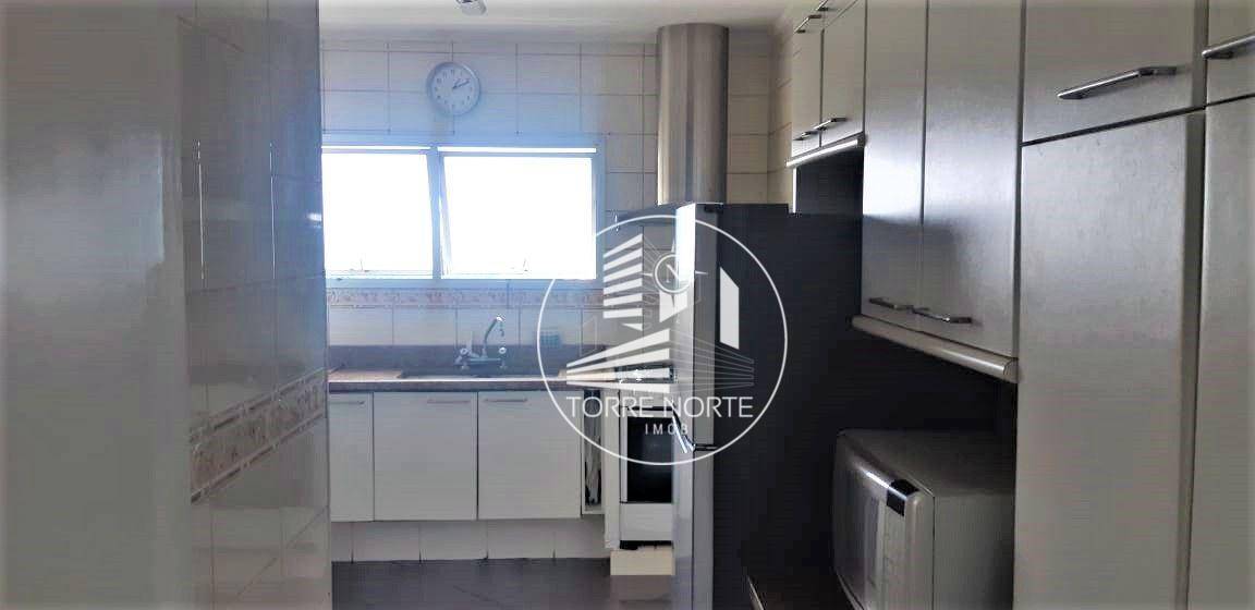 Apartamento à venda com 4 quartos, 240m² - Foto 28