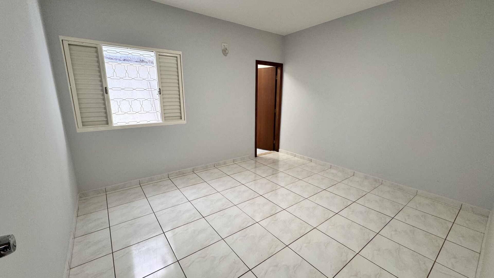 Casa à venda com 3 quartos, 270m² - Foto 3