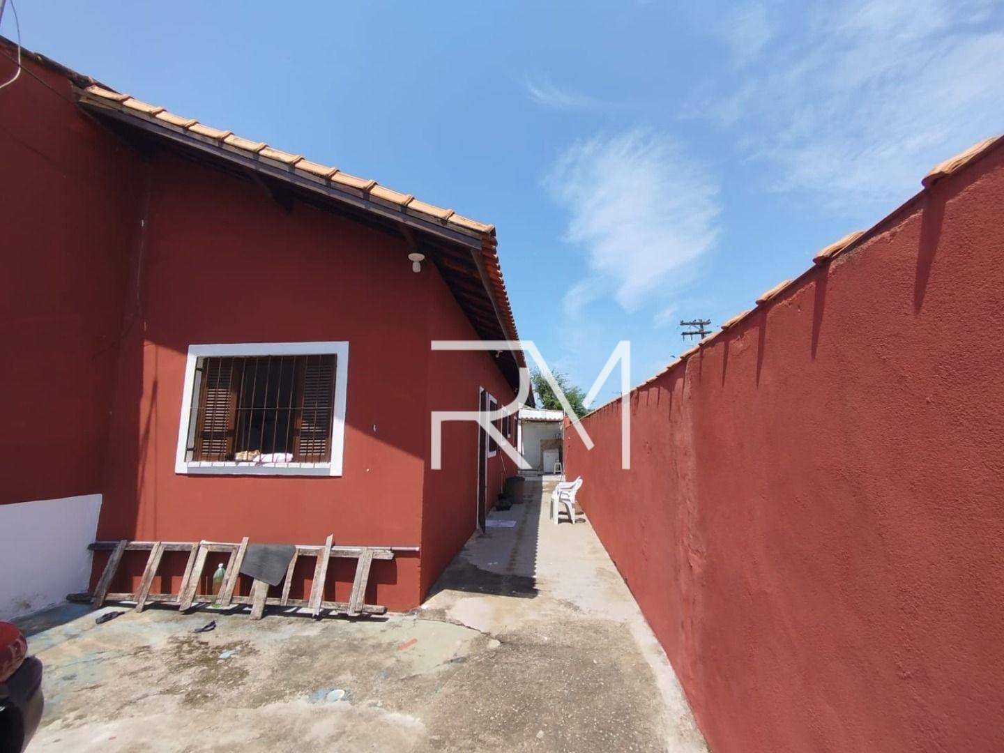 Casa à venda com 2 quartos, 60m² - Foto 4