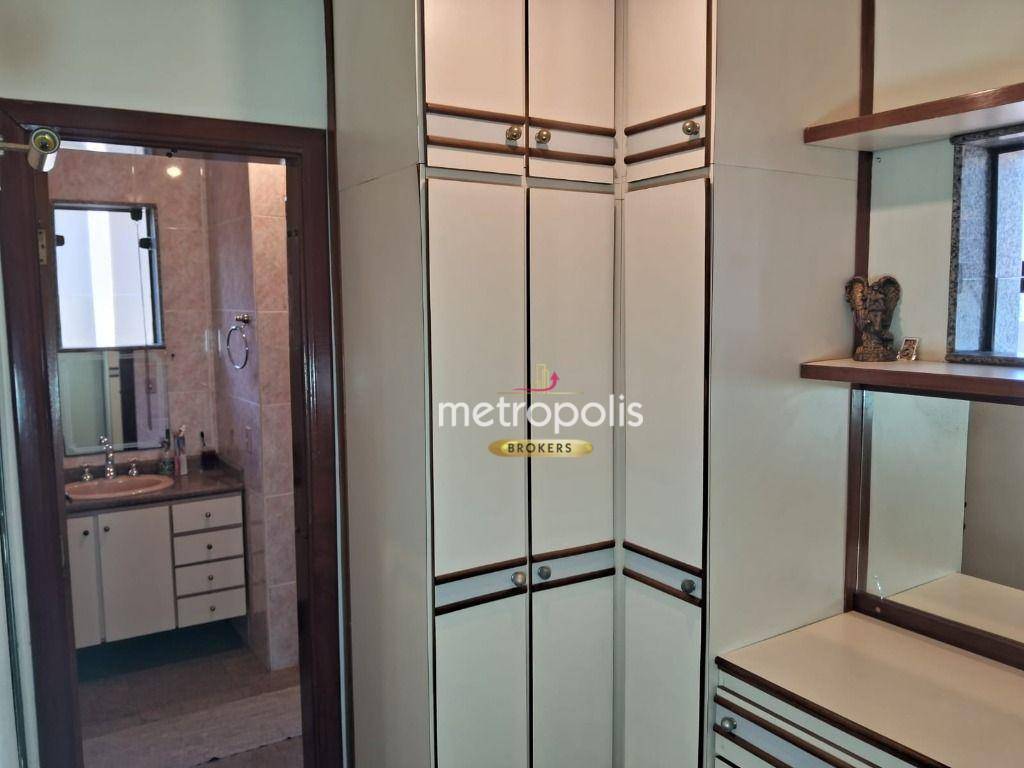 Sobrado à venda com 4 quartos, 380m² - Foto 17