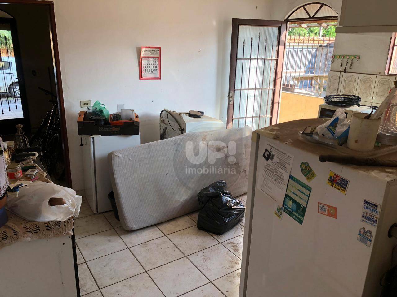 Casa à venda com 3 quartos, 100m² - Foto 26