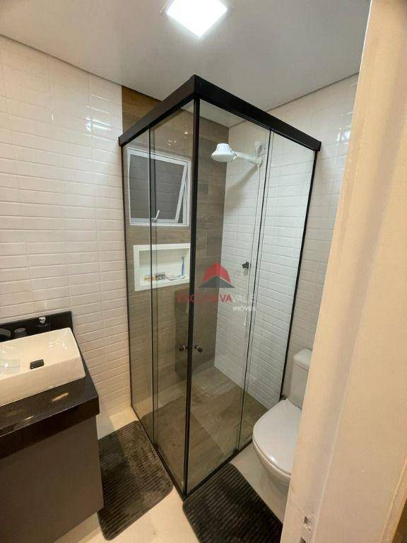 Casa à venda com 2 quartos, 70m² - Foto 14