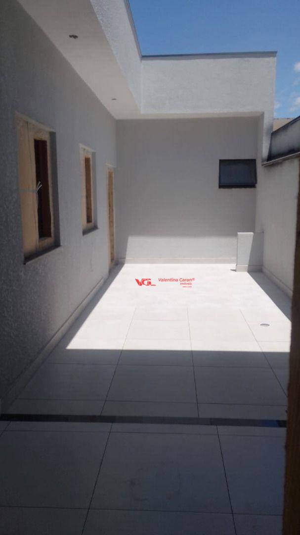 Casa à venda com 3 quartos, 105m² - Foto 9