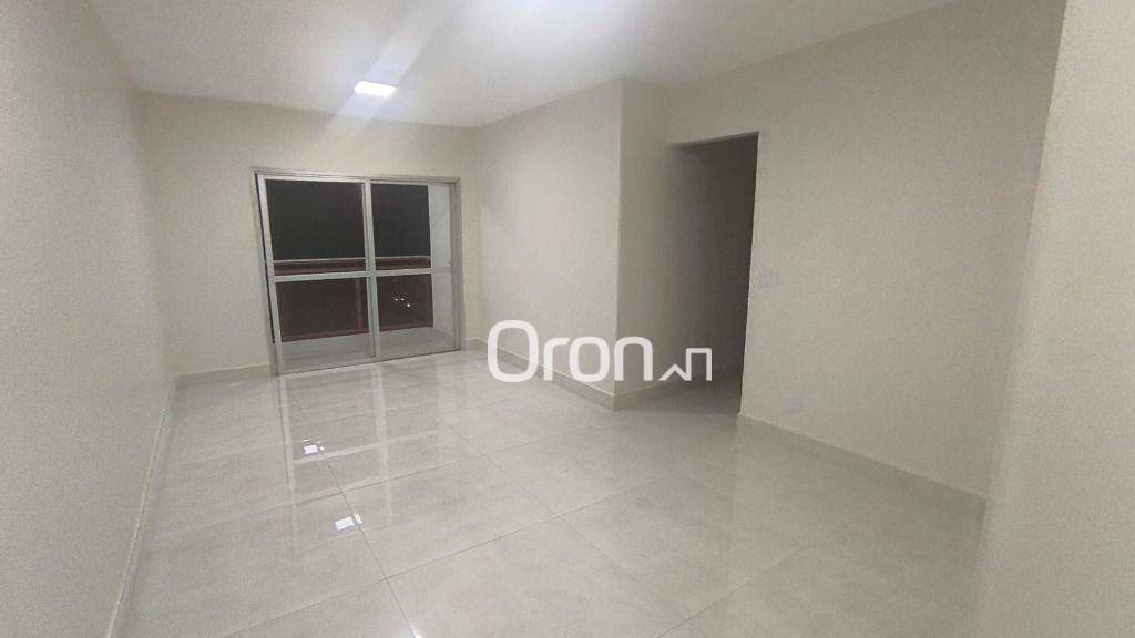 Apartamento à venda com 3 quartos, 79m² - Foto 1