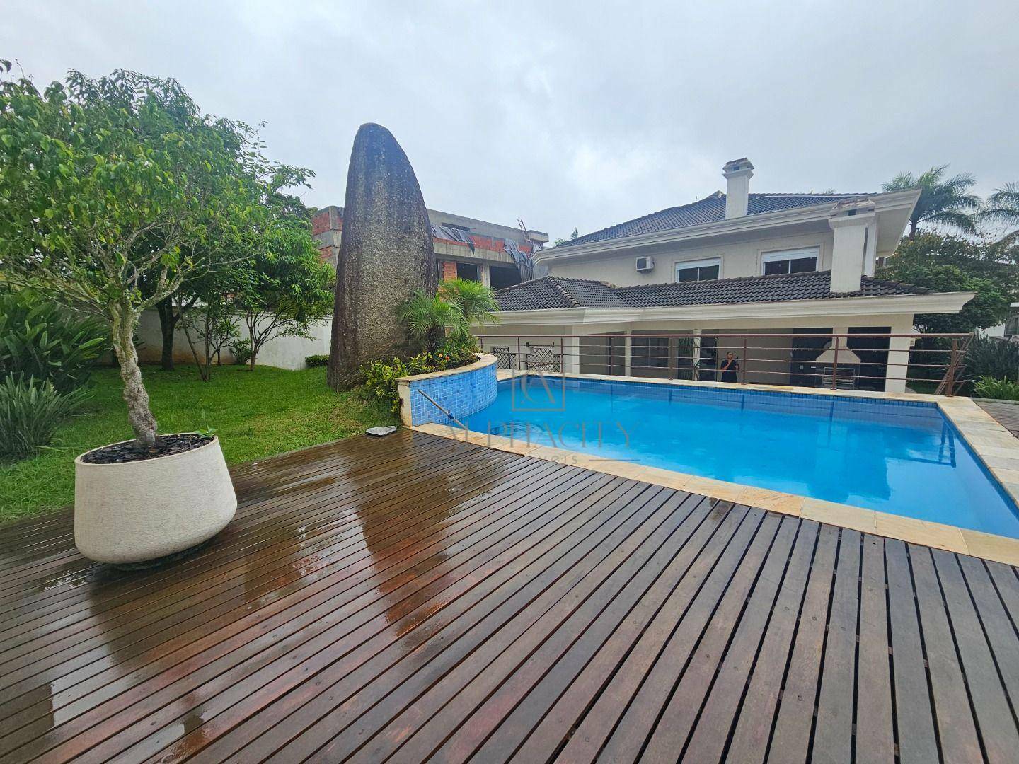 Casa de Condomínio à venda com 4 quartos, 600m² - Foto 1