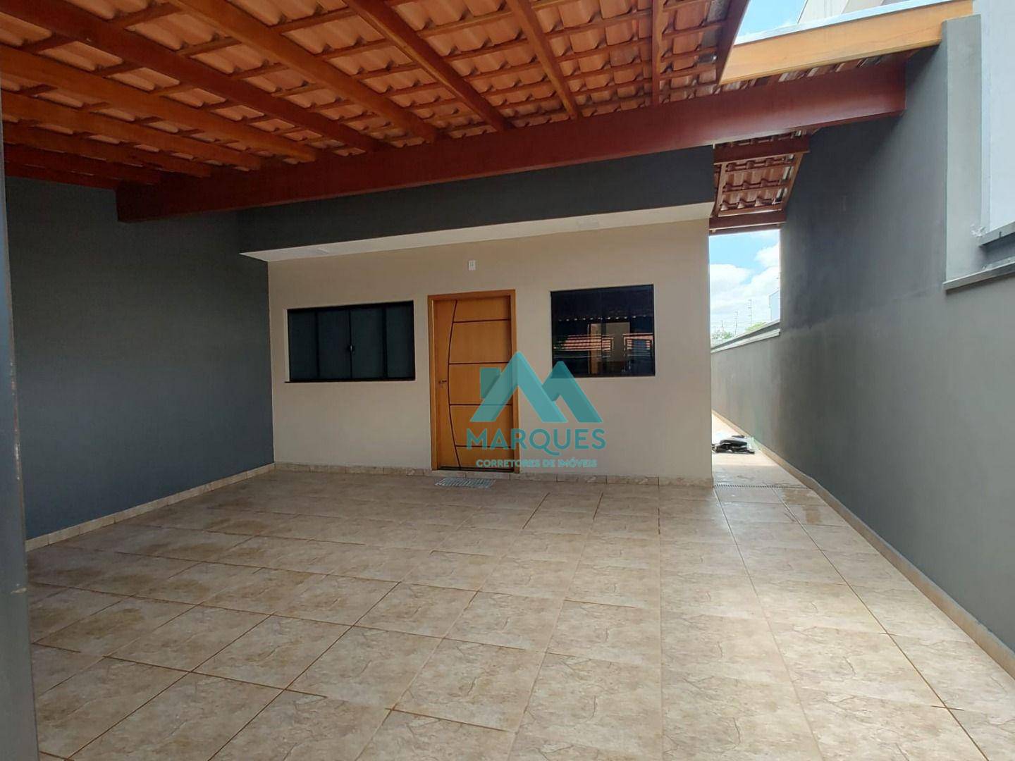 Casa à venda com 3 quartos, 91m² - Foto 2