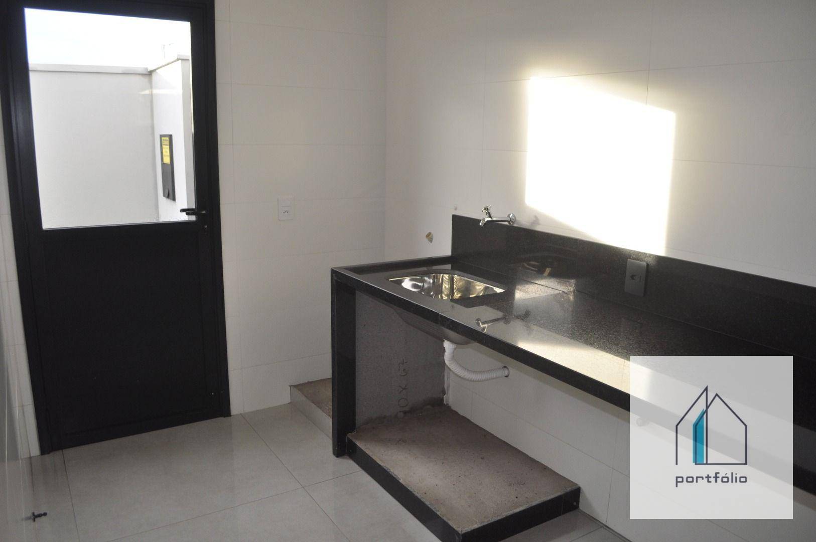 Casa de Condomínio à venda com 3 quartos, 231m² - Foto 28