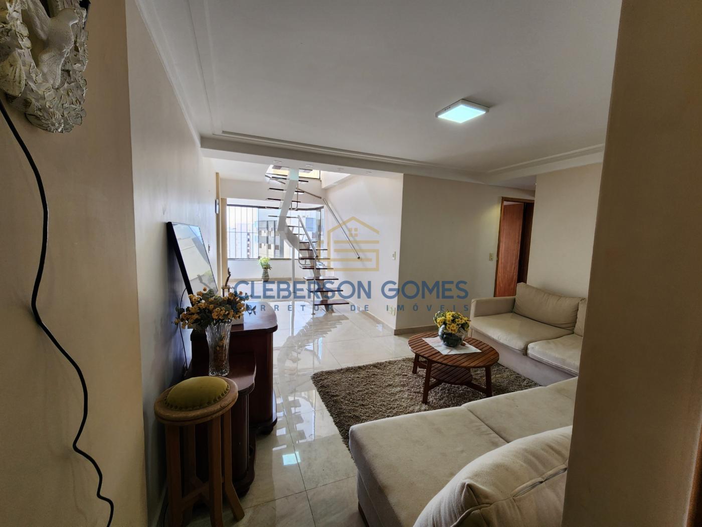 Apartamento à venda com 4 quartos, 240m² - Foto 4