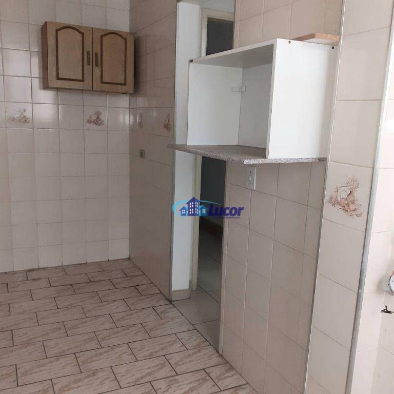 Apartamento para alugar com 2 quartos, 70m² - Foto 5