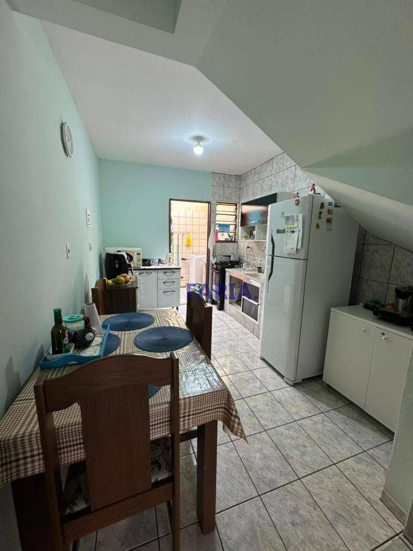 Casa, 2 quartos, 151 m² - Foto 3