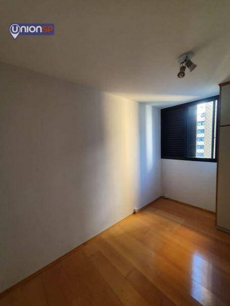 Apartamento à venda com 3 quartos, 75m² - Foto 7