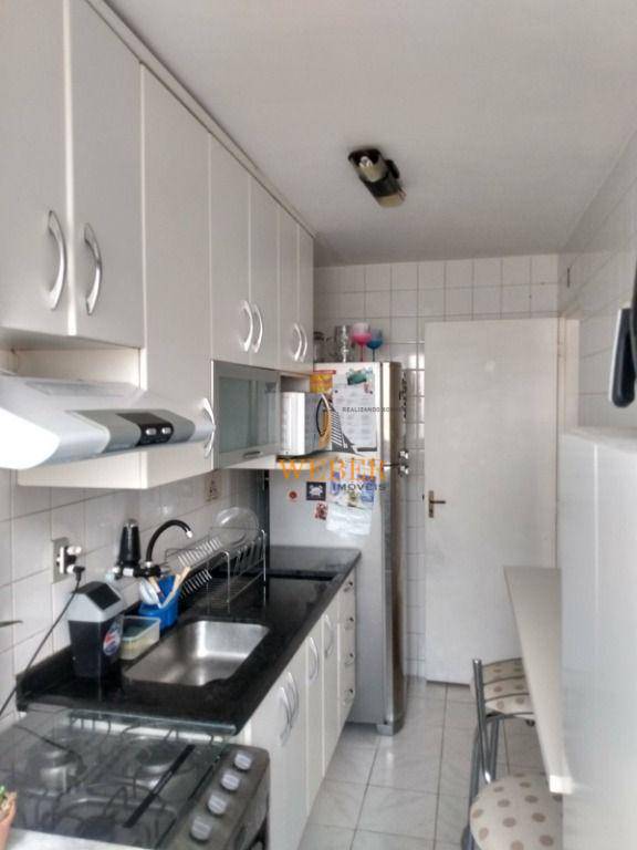 Apartamento à venda com 2 quartos, 54m² - Foto 15