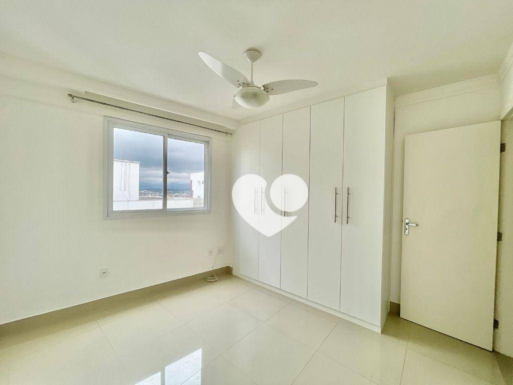 Apartamento à venda com 3 quartos, 90m² - Foto 18