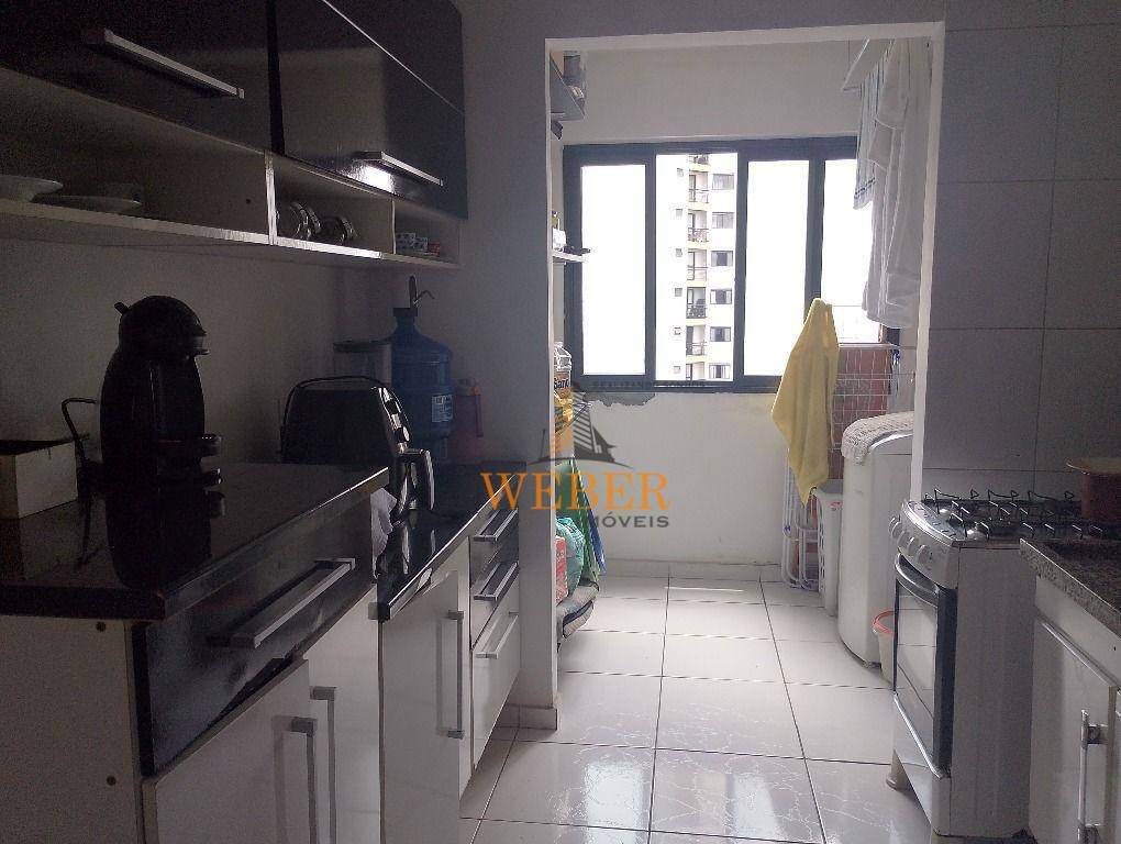 Apartamento à venda com 2 quartos, 70m² - Foto 10