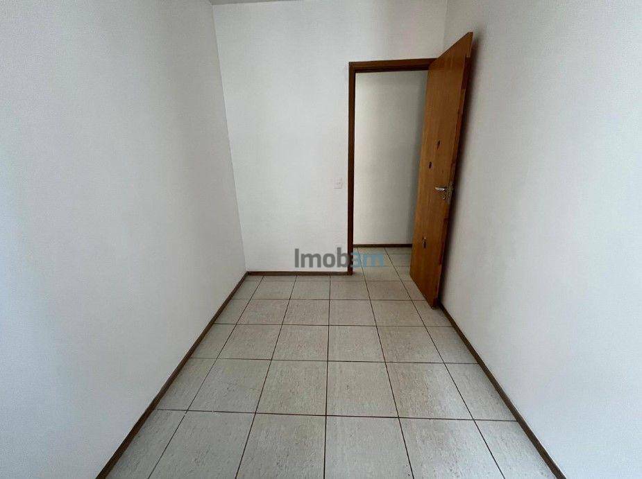 Apartamento à venda com 3 quartos, 71m² - Foto 15