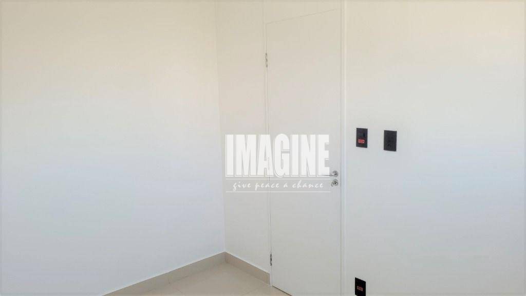 Apartamento à venda com 3 quartos, 73m² - Foto 18