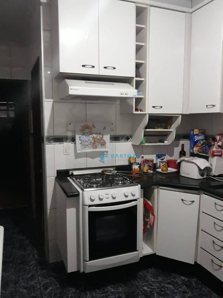 Apartamento à venda com 2 quartos, 64m² - Foto 3