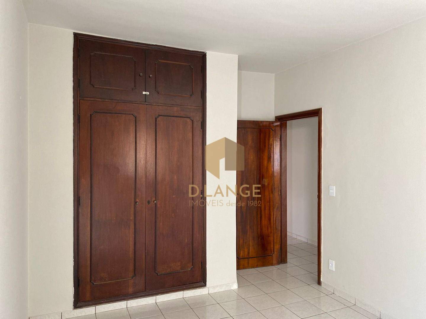 Casa para alugar com 3 quartos, 187m² - Foto 14