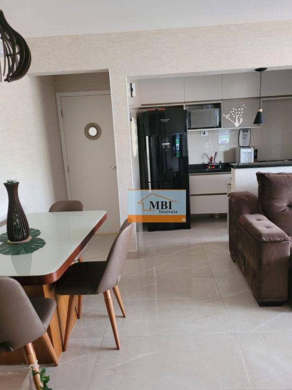 Apartamento à venda com 2 quartos, 61m² - Foto 5