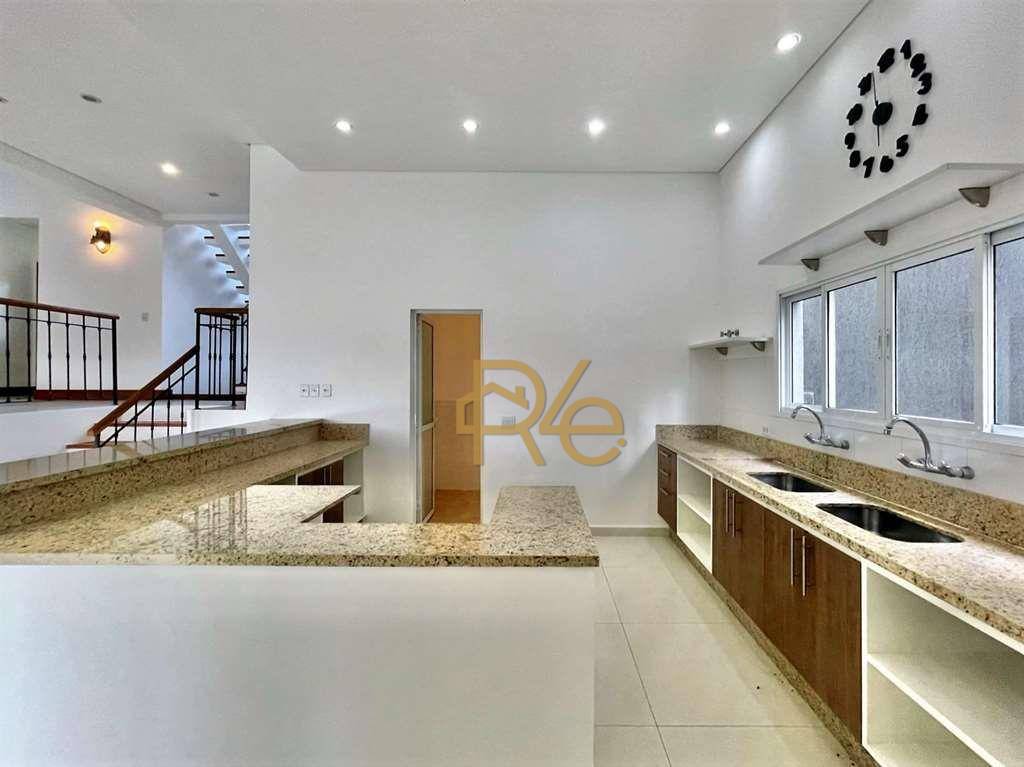 Casa de Condomínio à venda com 3 quartos, 271m² - Foto 12