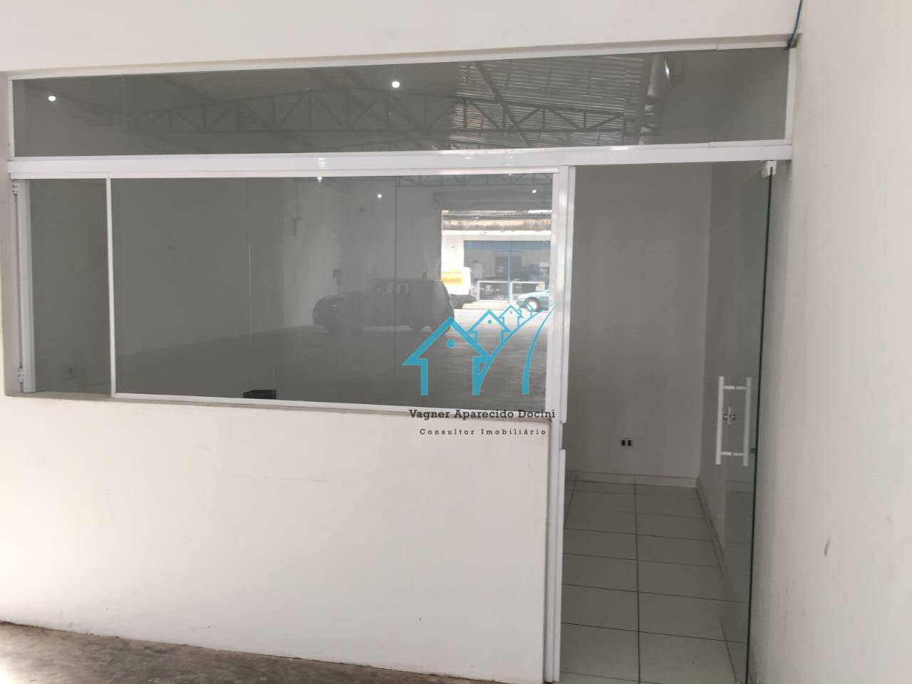 Depósito-Galpão-Armazém à venda e aluguel, 270m² - Foto 2